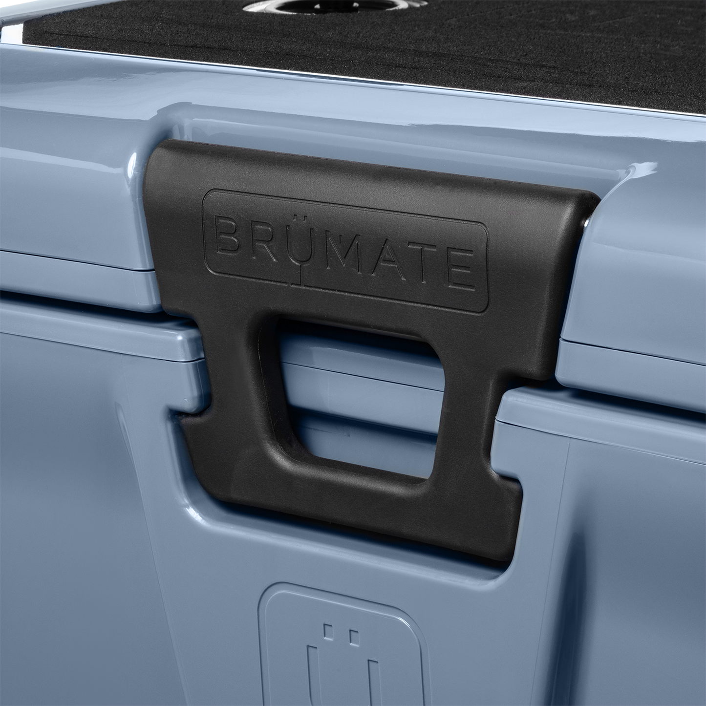 brutank-20qt-u8 BruTank-20-Denim-Latch.png